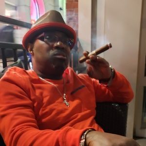 Meet your Posher, Sinclair